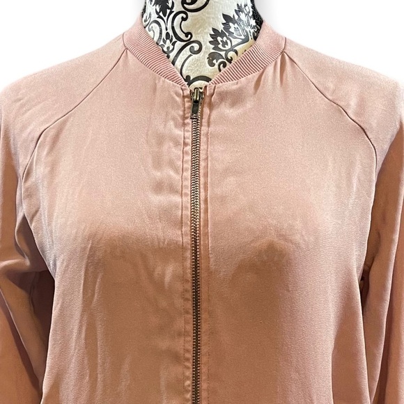 ABOUT a girl Pink light weight bomber jacket
Size large - Picture 2 of 8